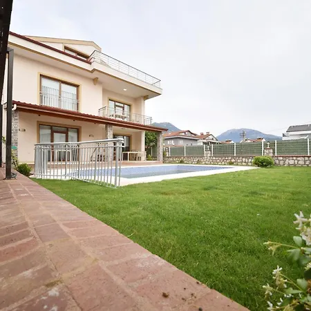 Gold Villa *